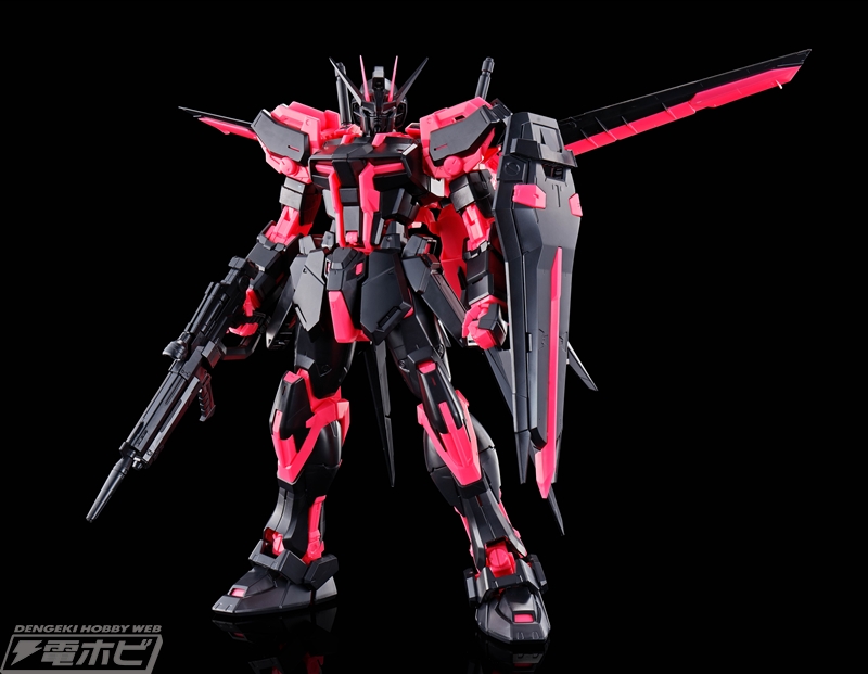 限定カラーのガンプラ「RG RX-78-2 ガンダム＆エールストライク