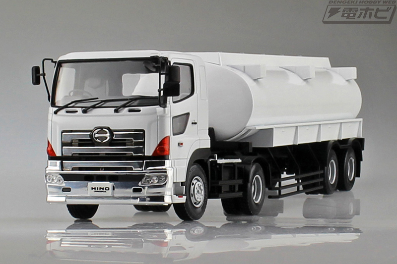 大型トラック「日野 プロフィア SH タンクローリー」の1/32スケール