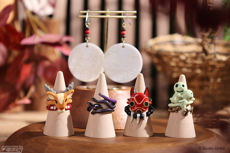 もののけ姫』暗闇で優しく光るリアルなコダマの置物が登場！タタリ神を