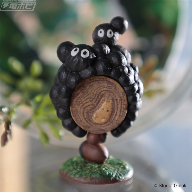 となりのトトロ』の飾れるリングが「KAZARING」シリーズより登場！洞穴