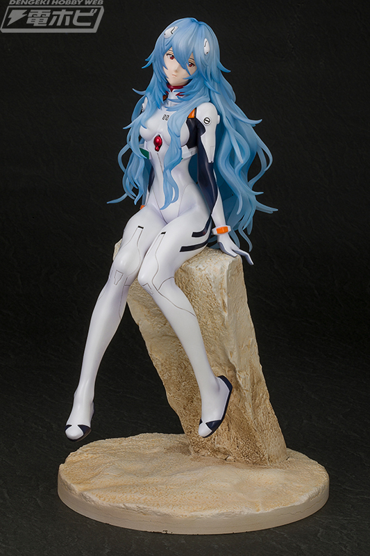 母性と儚さの両方を感じさせる表情が魅力的！『シン・エヴァンゲリオン