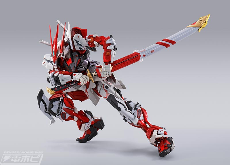 ガンダムアストレイ レッドドラゴンの進化形態「レッドドラゴニクス