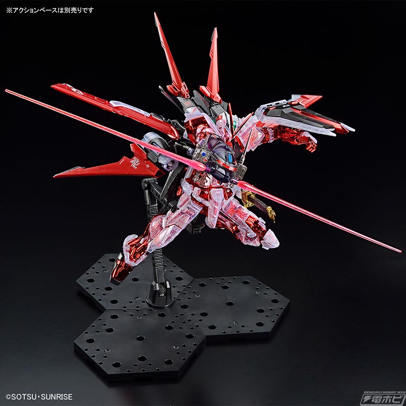 限定ガンプラ「MG ガンダムアストレイレッドフレーム フライトユニット