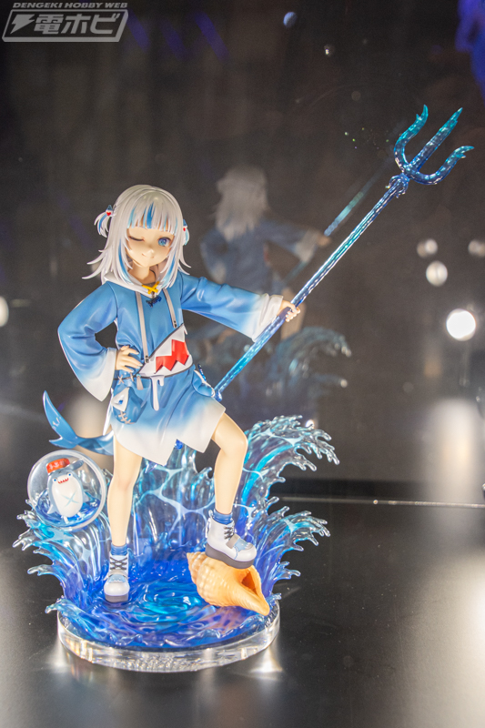 ホロライブEnglishに所属するサメちゃん、がうる・ぐらのフィギュアが