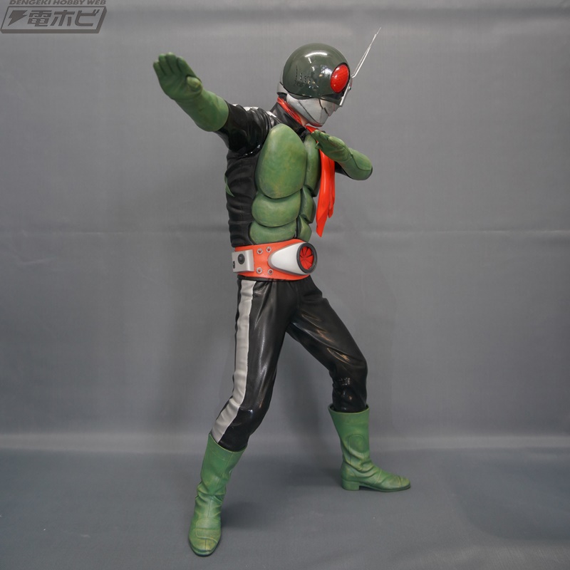 海洋堂のメガソフビキットシリーズに「仮面ライダー1号」「仮面