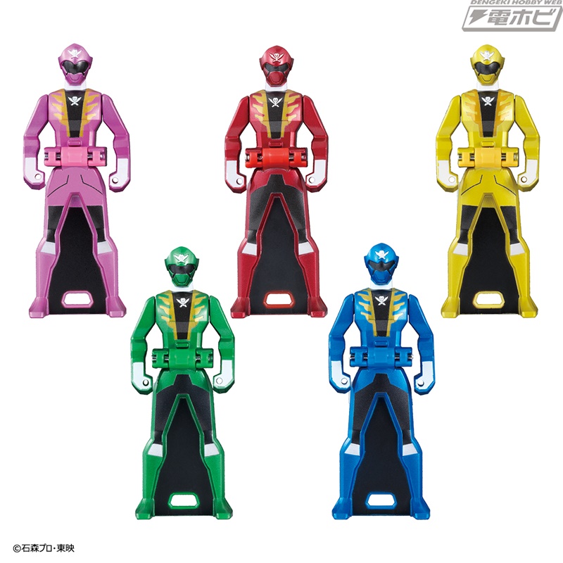 海賊戦隊ゴーカイジャー』に登場する武器をビッグスケールで再現した