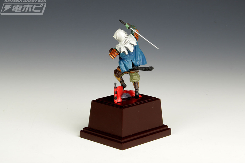 戦国時代の名将たち9人と足軽1人がフィギュアセットとなって一堂に会す