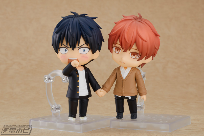 ふたり用の手繋ぎや一緒にハート手首パーツも！『ギヴン』佐藤真冬