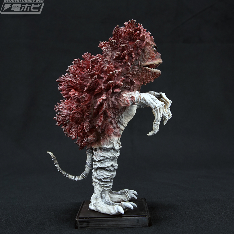 海洋堂より『ウルトラQ』隕石怪獣ガラモンのソフトビニール組立キット