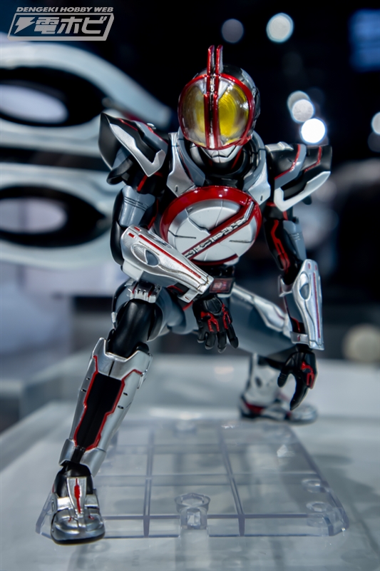 仮面ライダー555』S.H.Figuarts（真骨彫製法）ネクストファイズ