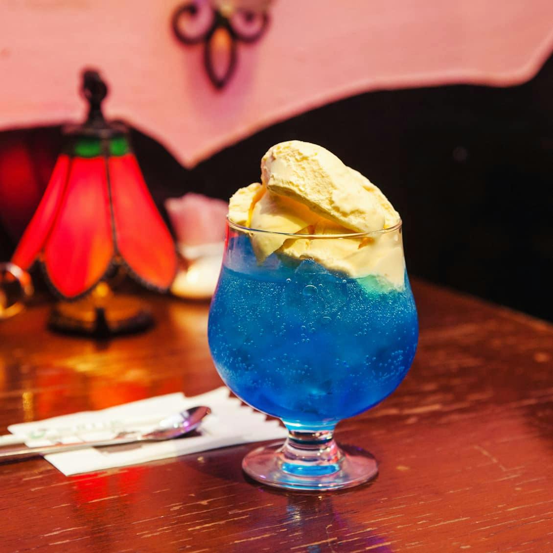 深夜2:00まで営業！夜更かしクリームソーダが待つ、あの純喫茶 - 北欧