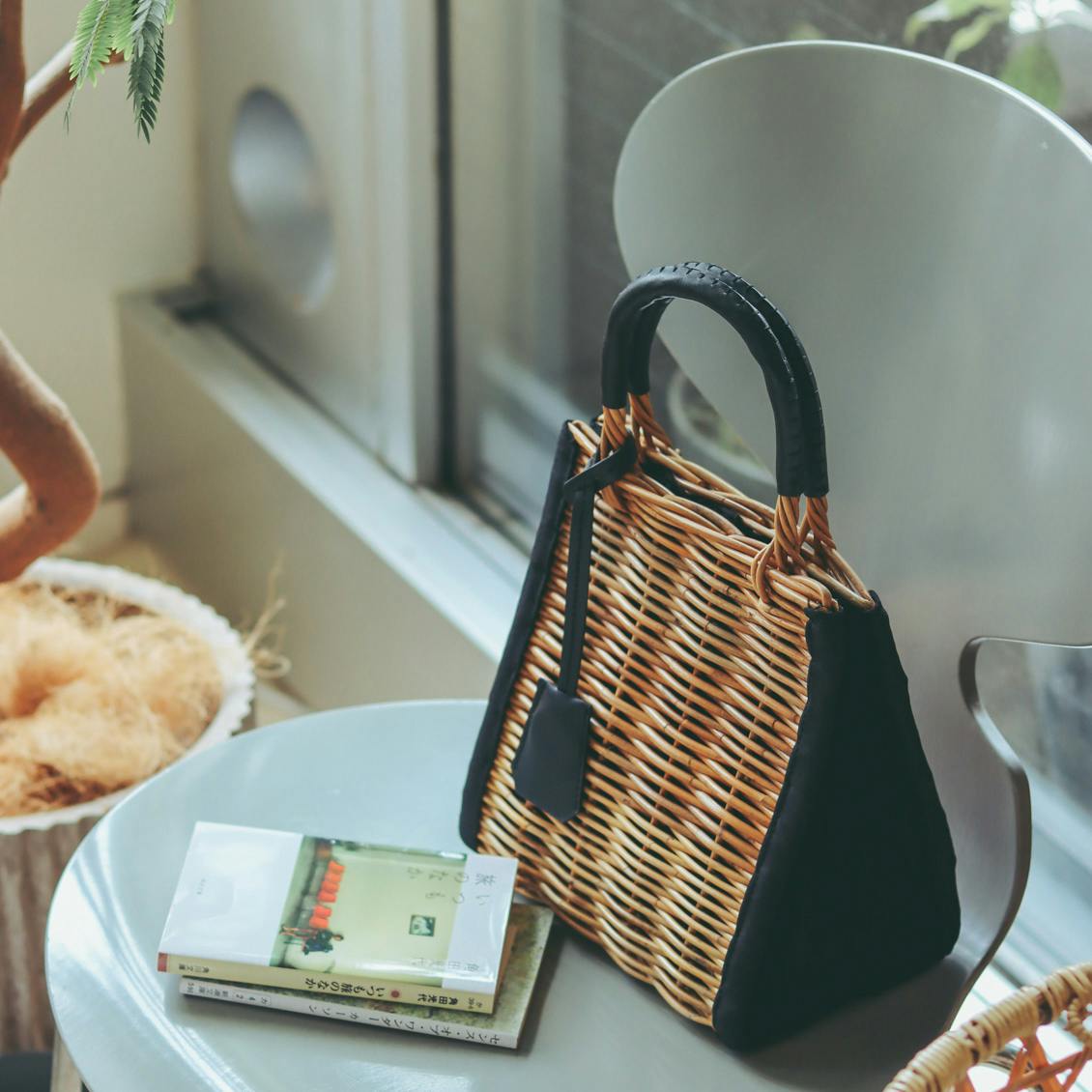 スタッフの愛用品】使いやすさも、かわいさも。念願の「かごバッグ