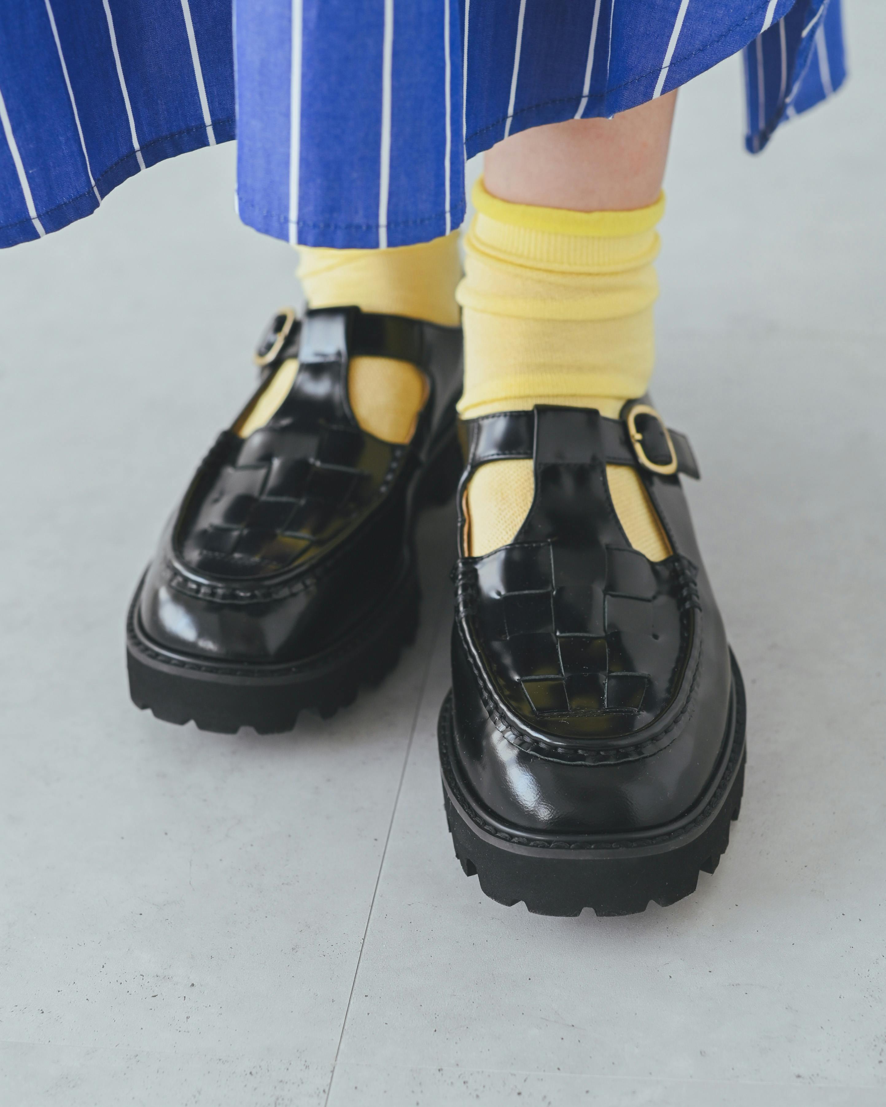 着用レビュー】当店オリジナル「Tストラップシューズ」をスタッフ4名が