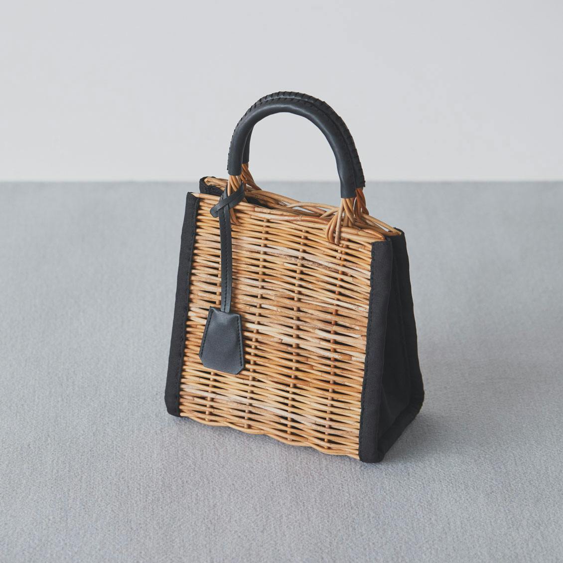天然アラログのかごバッグ - 北欧、暮らしの道具店