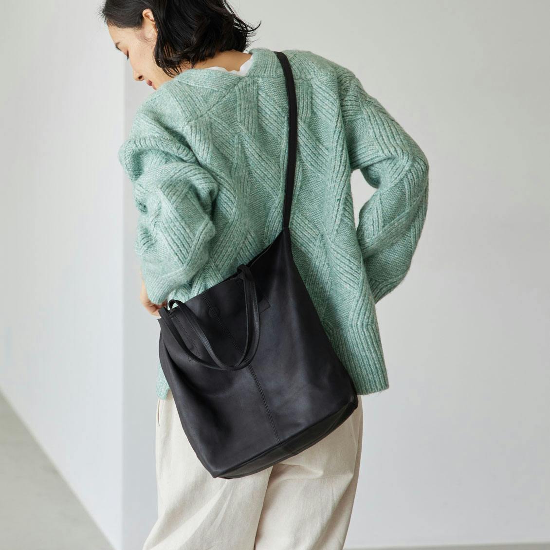 革とリネンコットンのyesのショルダーバッグ - 北欧、暮らしの道具店