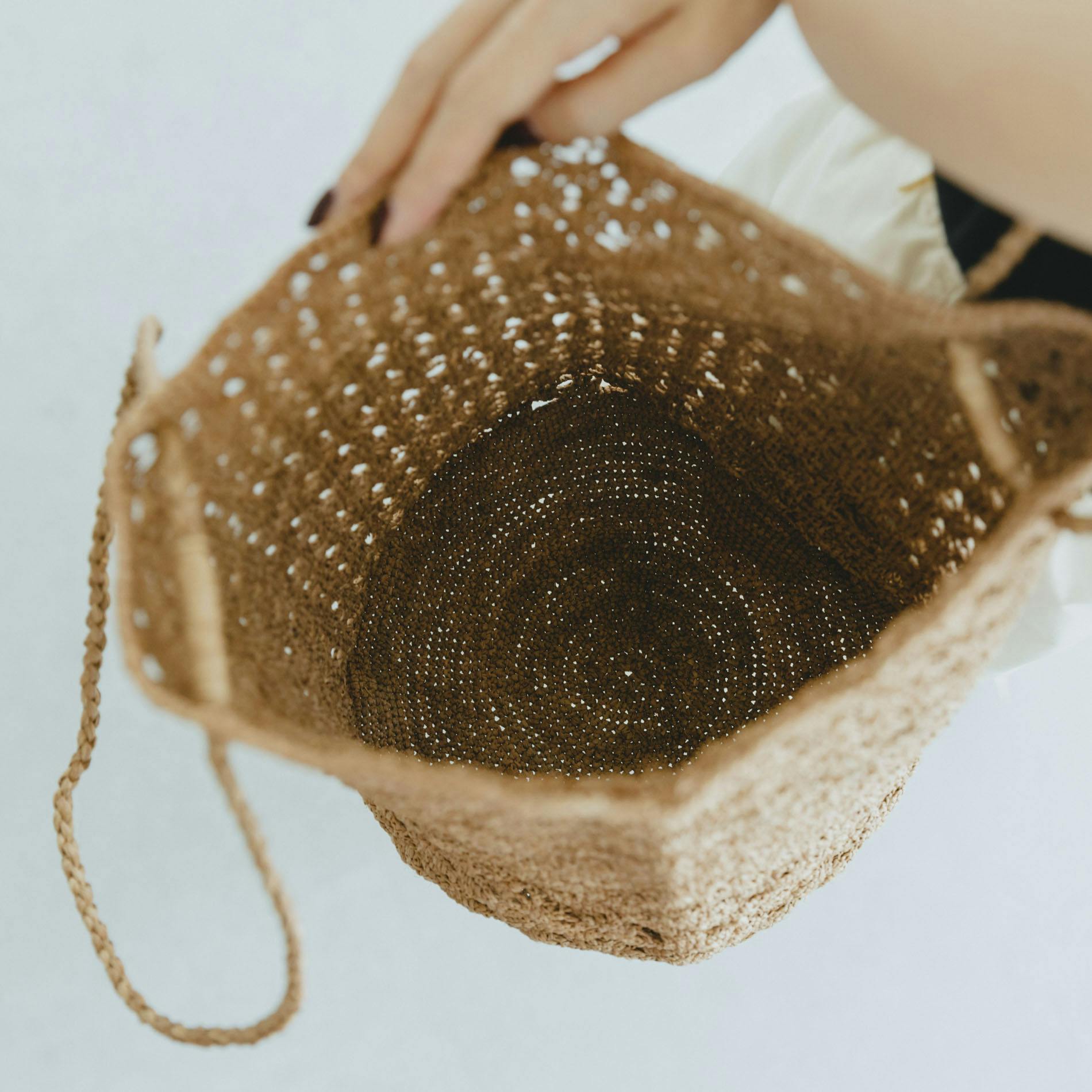 ラフィアのトートバッグ（丸底） - 北欧、暮らしの道具店