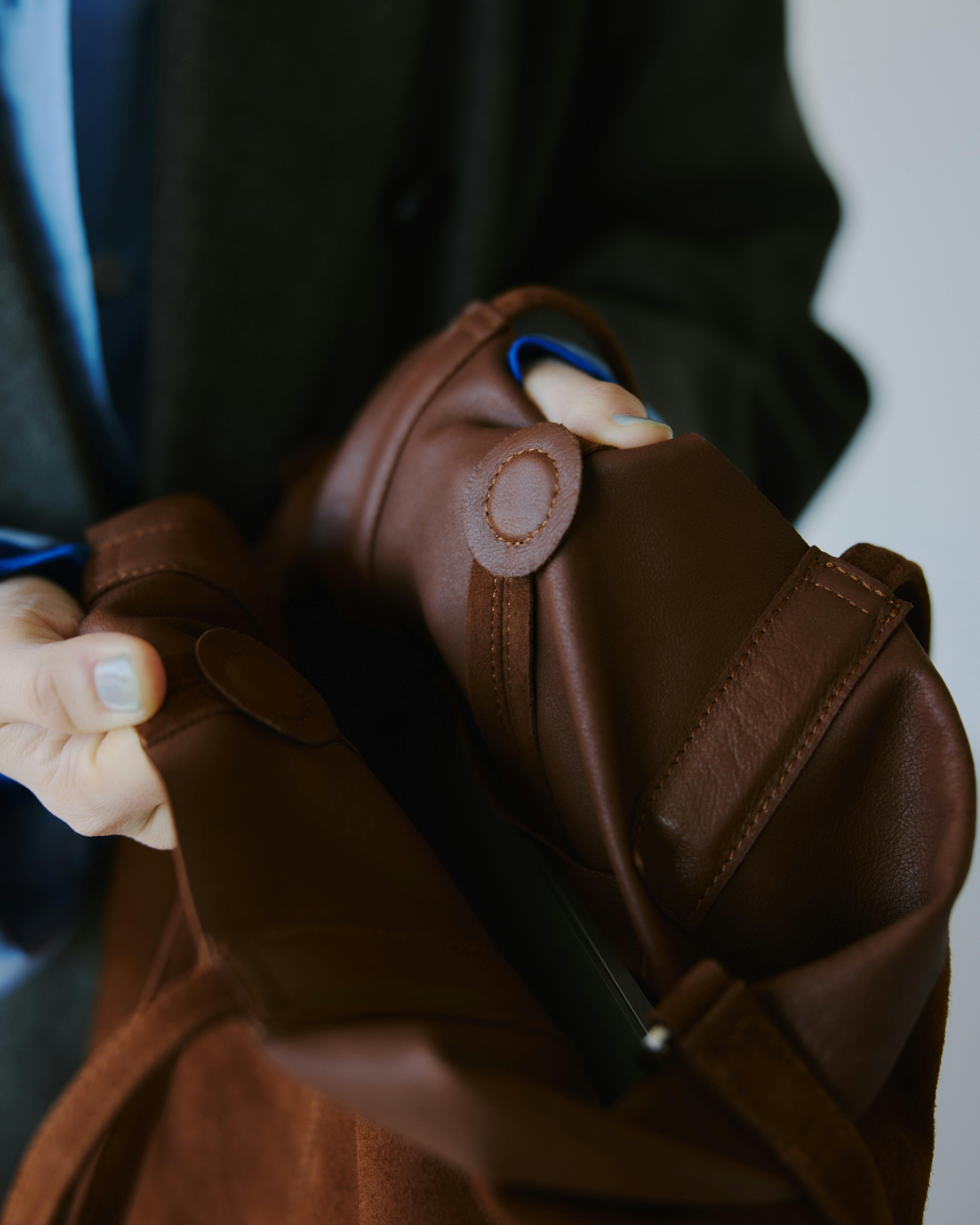 Morphée / モルフェ / オイルスエードレザーバッグ（Lサイズ） - 北欧