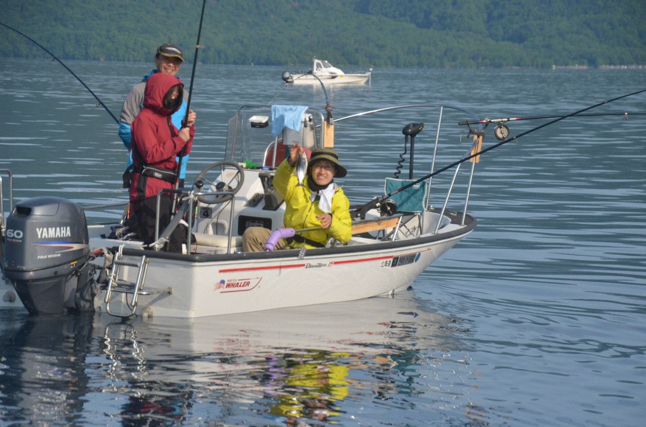 チップ釣り解禁 支笏湖 100匹超え大台の釣り人も | 北海道ニュース
