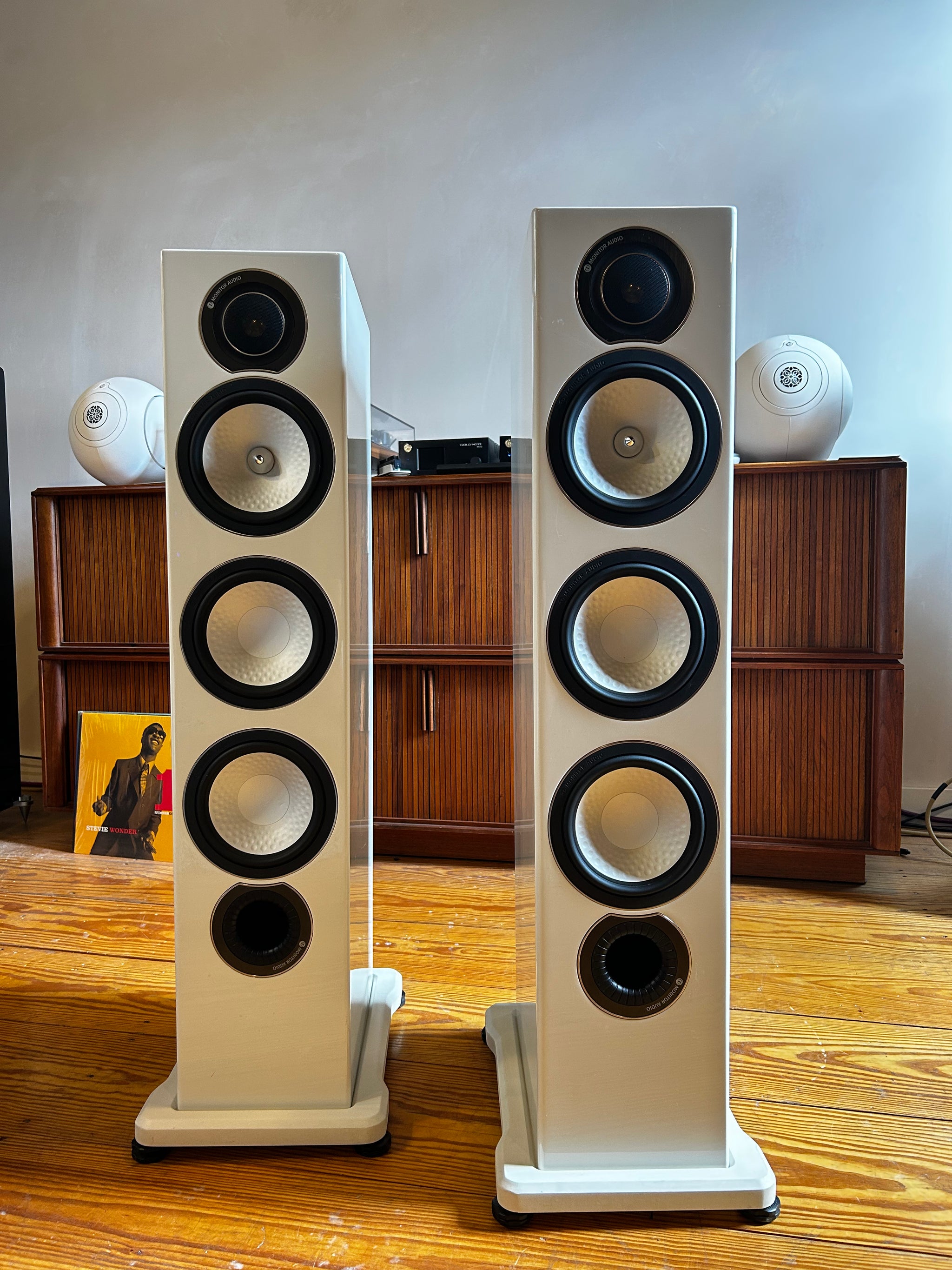 Monitor Audio Silver RX8, 