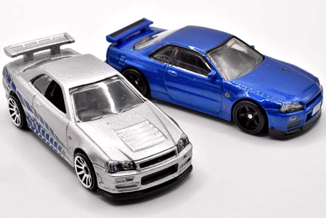 NISSAN SKYLINE GT-R V-SPEC II (BNR34)のレビュー！レーシーで
