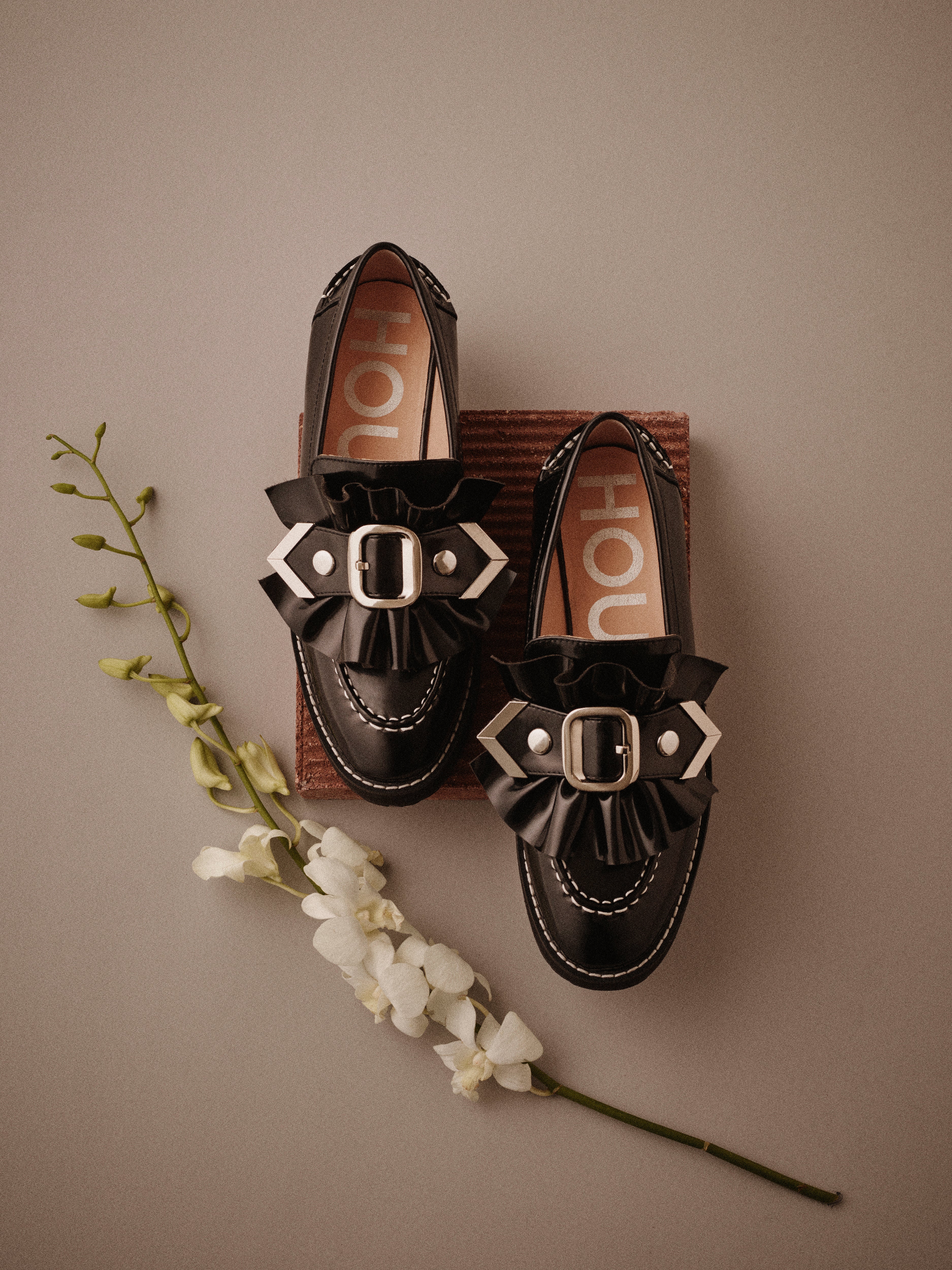 day and night loafer – HOUGA