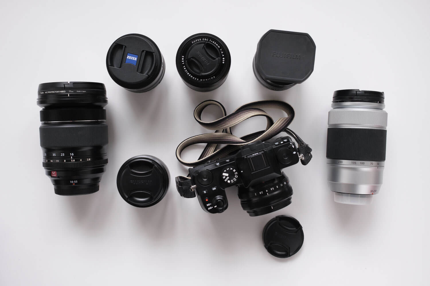 X-S10と一緒に使っているレンズやおすすめアクセサリーを紹介します