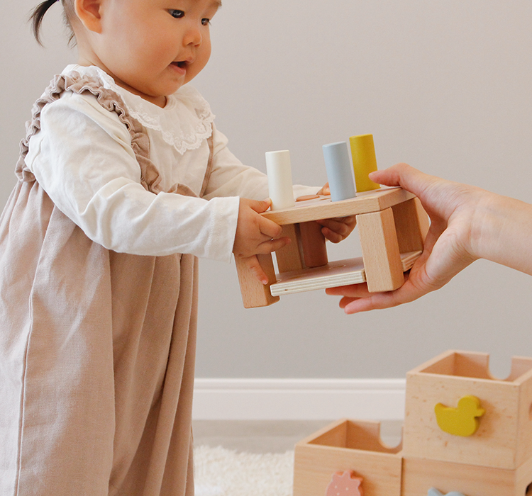 Stacking Box Toy : HOPPL（ホップル）｜ベビー用品のチェアとキッズ