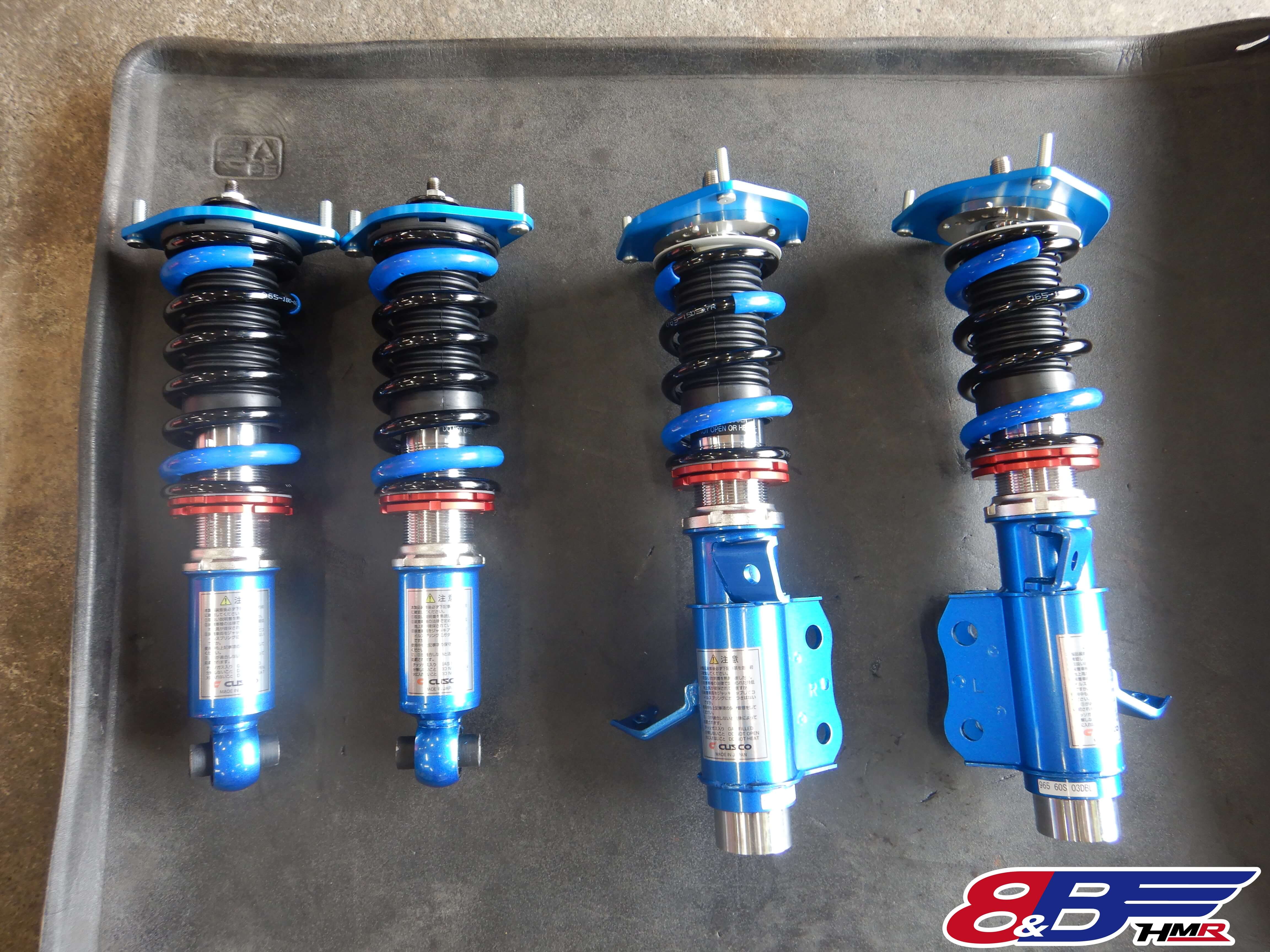 CUSCOブルーがベストマッチ！86にCUSCO street zeroの取付を行いました