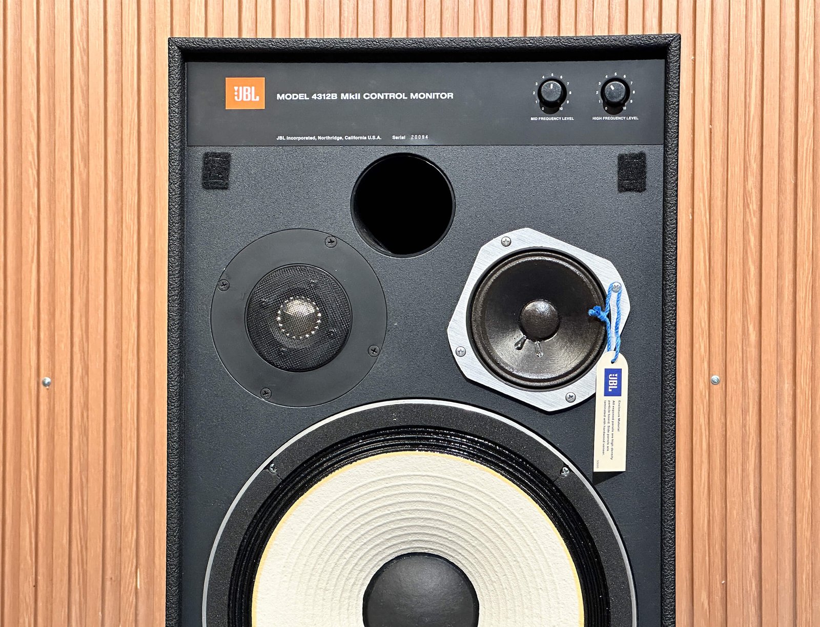 EXCELLENT JBL 4312B MKII MONITORS – 1-YEAR WRT – VINTAGE CLARITY