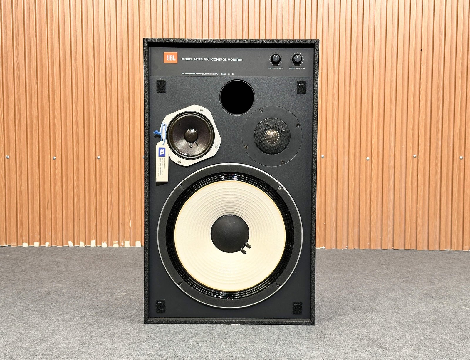 EXCELLENT JBL 4312B MKII MONITORS – 1-YEAR WRT – VINTAGE CLARITY