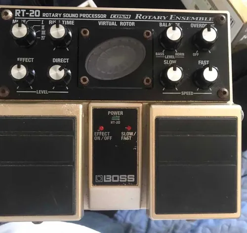 Boss Rt-20 Rotary Ensemble - Simulador De Leslie Speaker