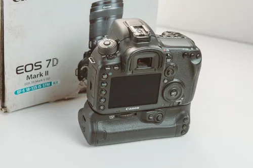 Canon Eos 7d Mark Ii Dslr Cor Preto Preto | MercadoLivre