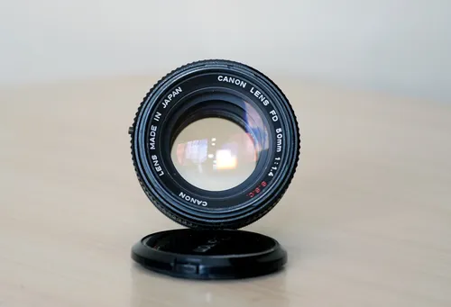 Câmera Analógica Canon Ae1 + Lente Canon Fd 50mm F1.4 Preto