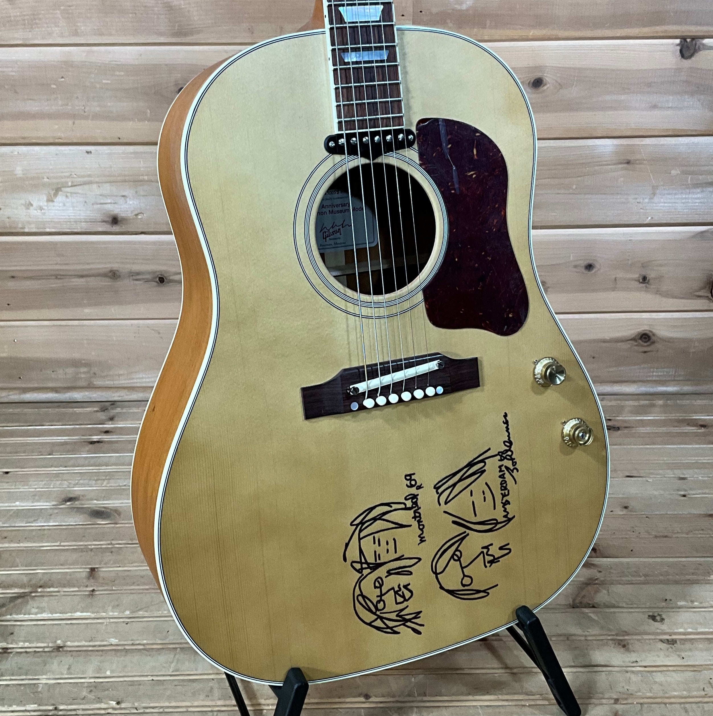 Gibson Custom 70th Anniversary John Lennon 1962 J-160E Museum