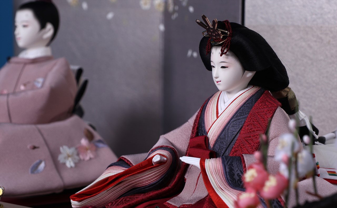 ひいな 清水久遊 三五 正絹 手刺繍「浅蘇芳に華の流」