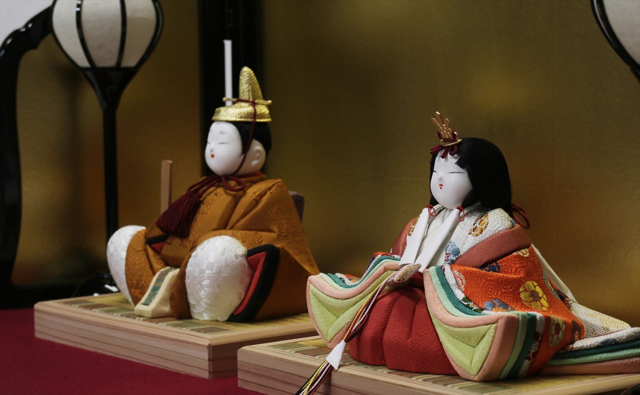 鈴木賢一の雛人形 木目込 「以和喜 黄櫨染」