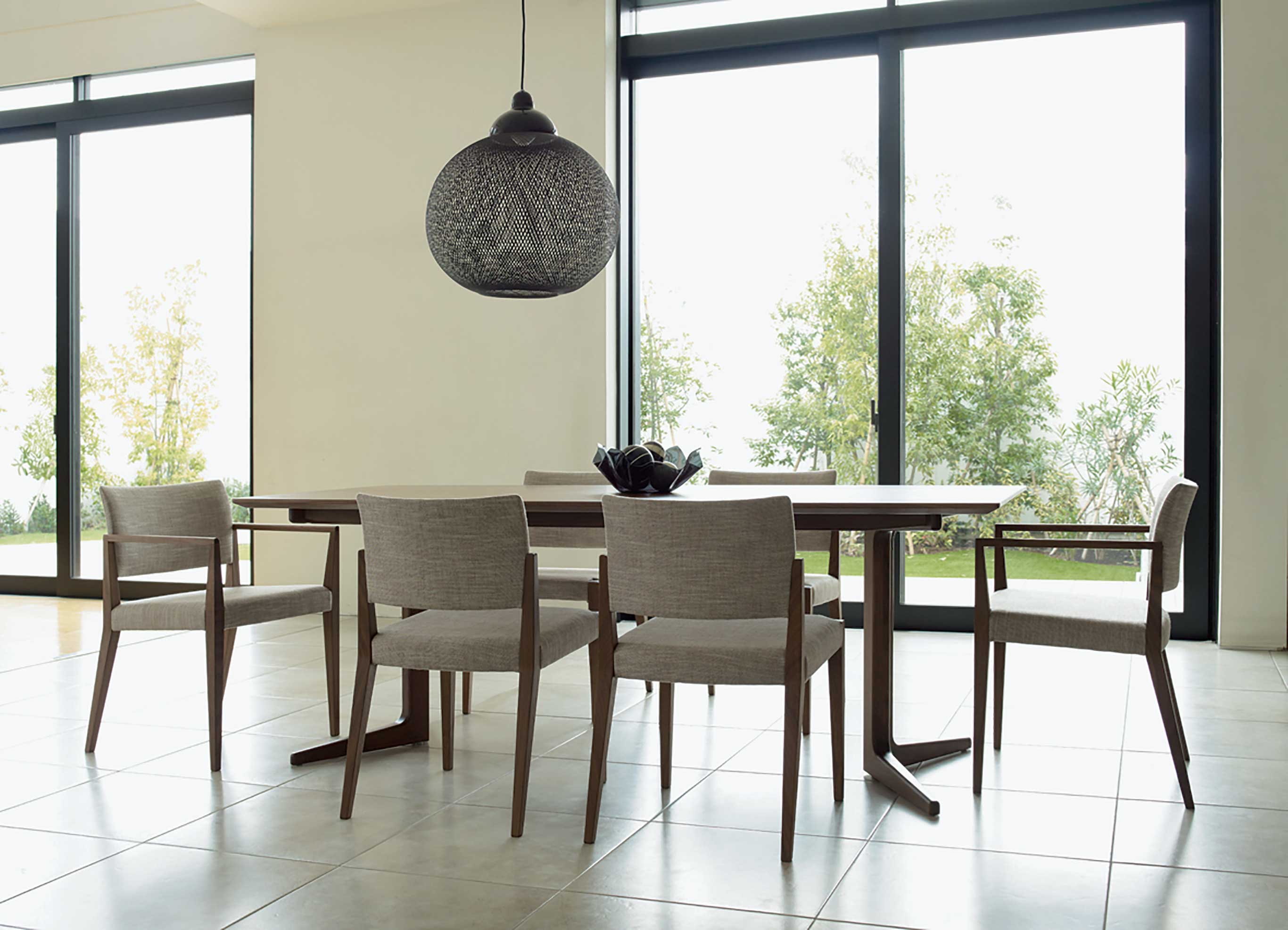 SEREINE｜DINING CHAIR｜PRODUCTS｜国産家具メーカー HUKLA｜日本フクラ