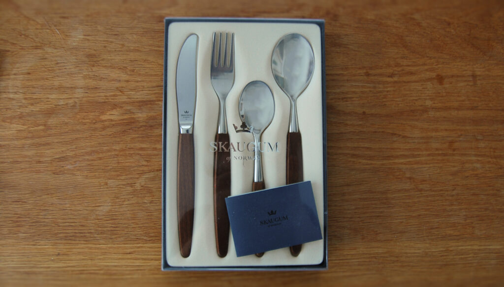 クチポールだけじゃない、一生使い続けたいカトラリーSkaugum。 - 妻の