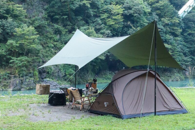 ミニマルワークスのミニテント】パプリカ マグナムの設営方法と