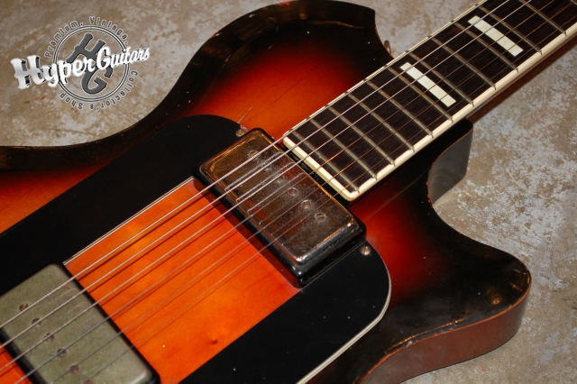 Airline 60's Bizarre Guitar - サンバースト - ハイパーギターズ