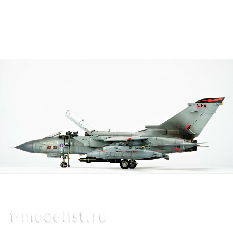 11136 1:48 トーネード GR.1 デザートベイブ Desert Babe 1/48