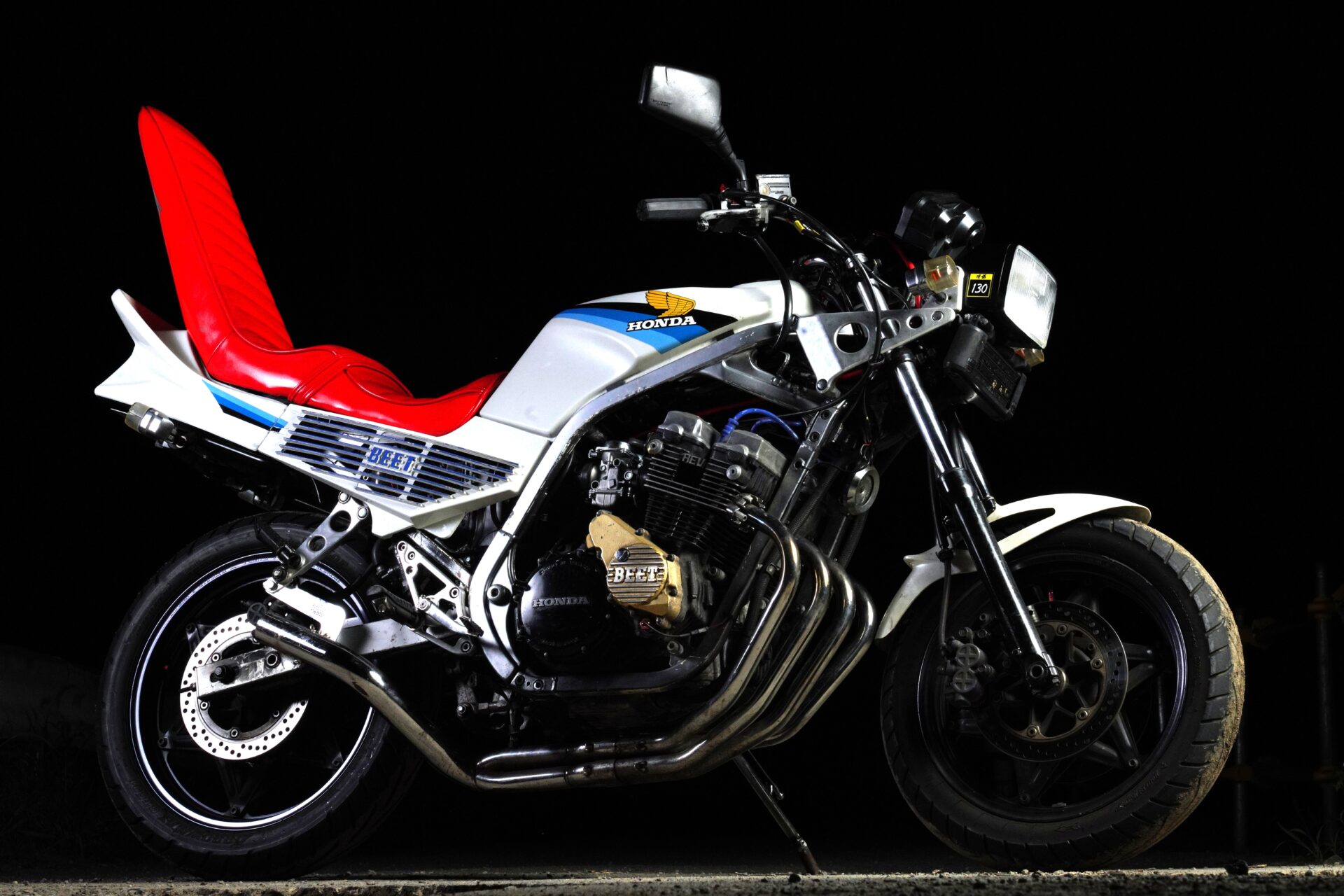 CBR400F】アピールポイントはズバリ“音”！コール仕様に振り切った純正