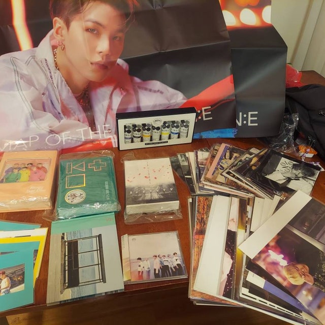 BTS 2017 Season's Greetings Full Package KPOP With Free Gift - Etsy