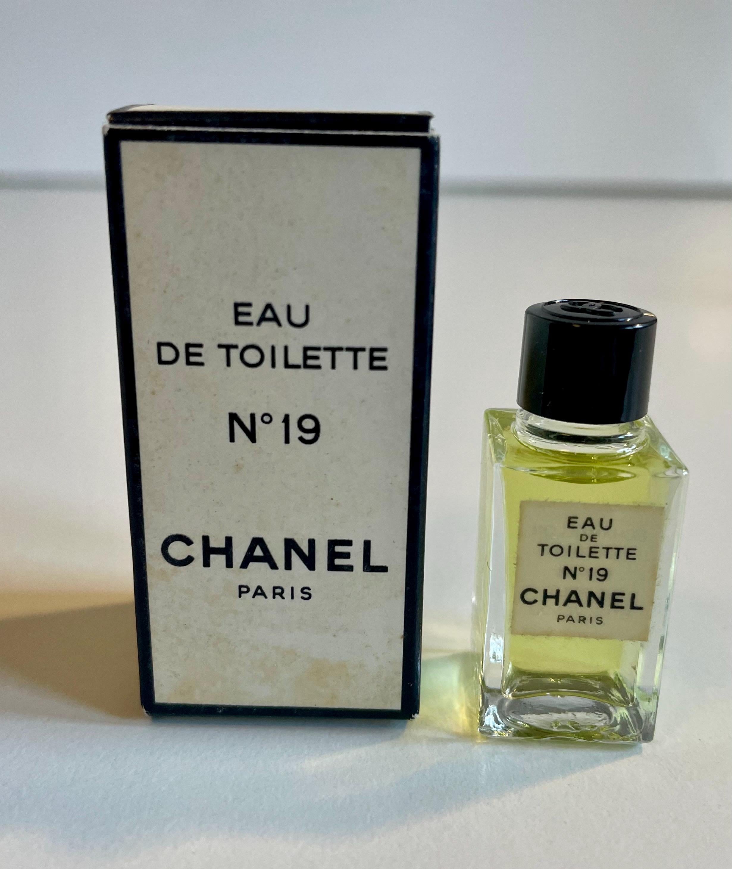 Chanel No 19 Eau De Toilette Miniature Perfume, 4 Ml, Vintage