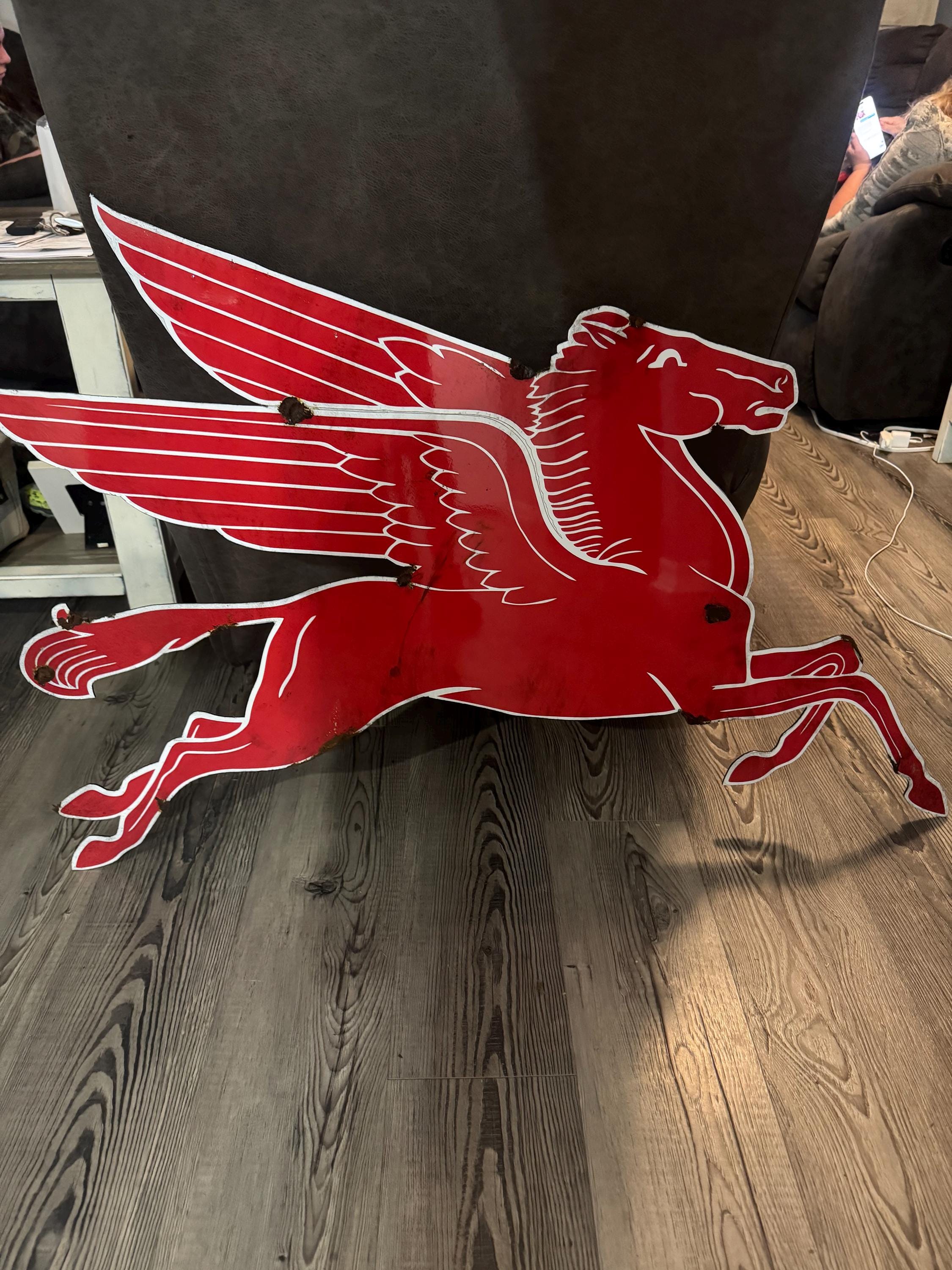 Mobil pegasus sign - Etsy 日本