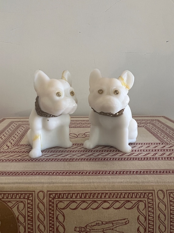 Vintage Westmoreland White Glass Bulldog Figurines With Rhinestone