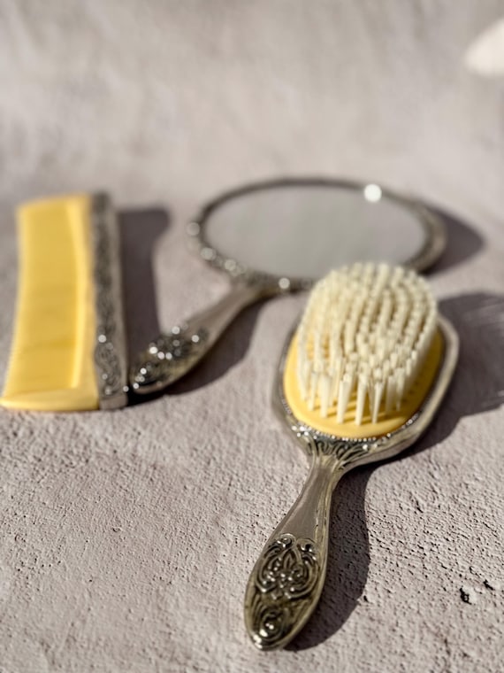 Vintage 1980s Silver-plated Vanity Set in Original Box – Mirror