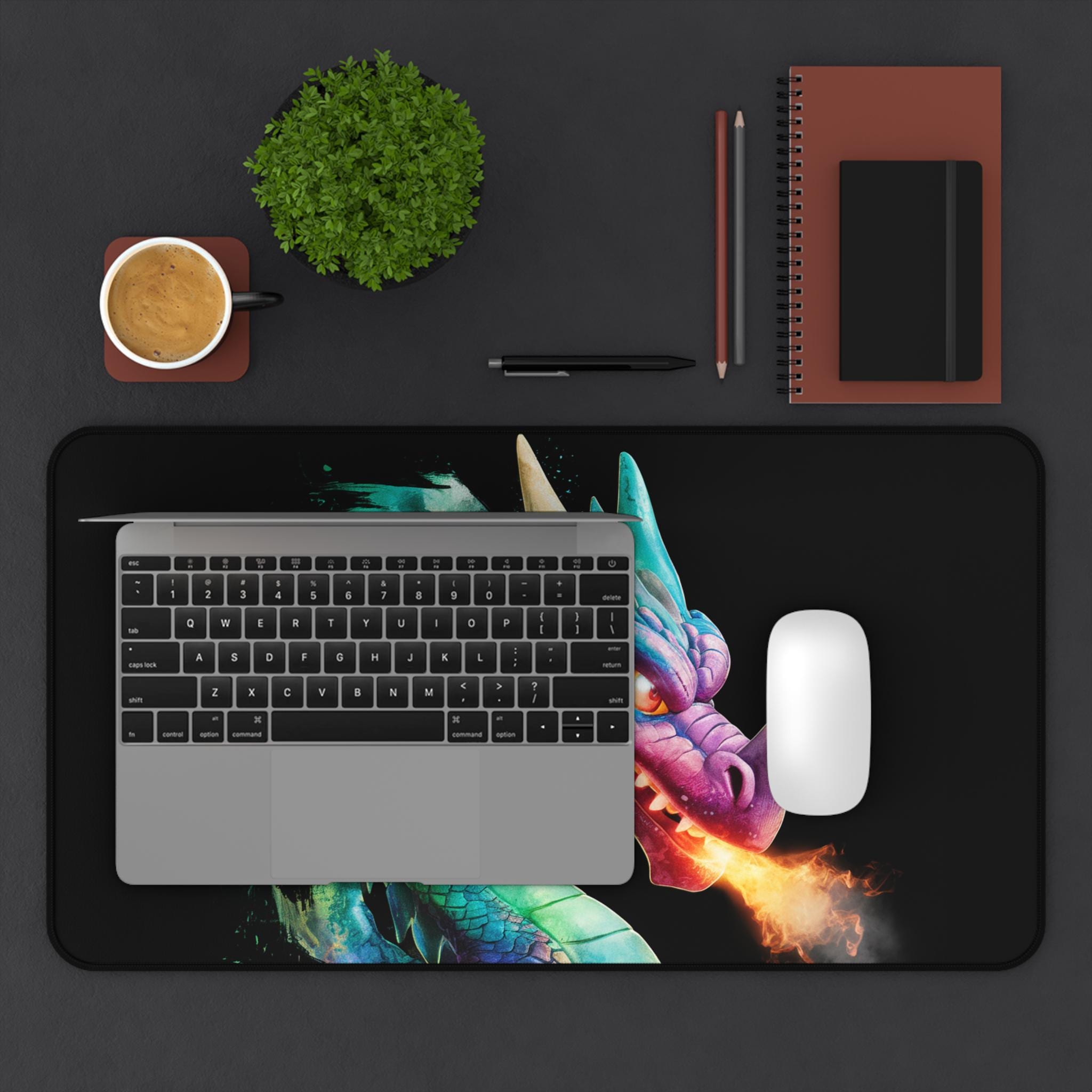 ファンタジードラゴンデスクマット：カラフルな火を吐くゲーミング