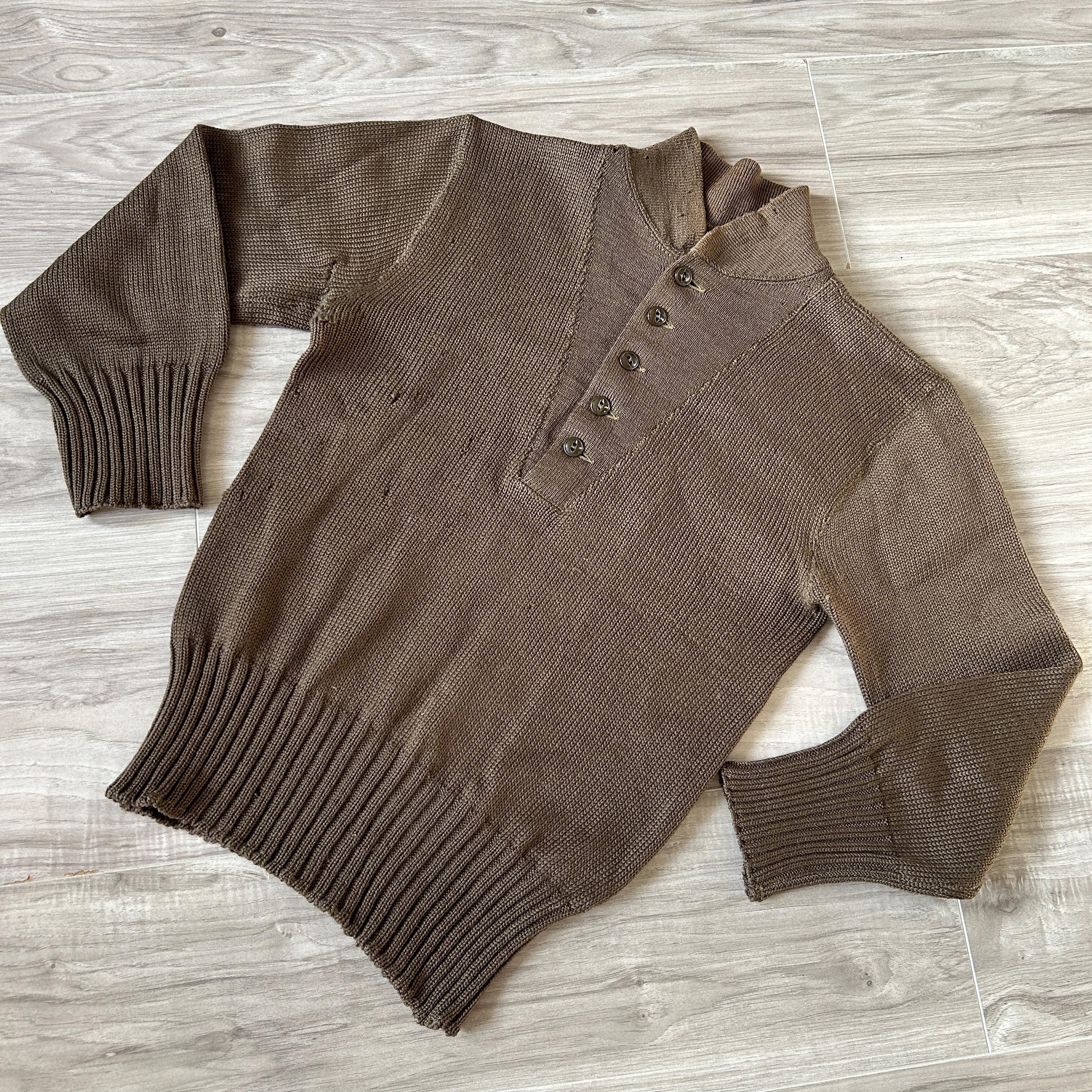 Vintage 40s WWII US Army Distressed 1948 Wool Knit Military Jeep