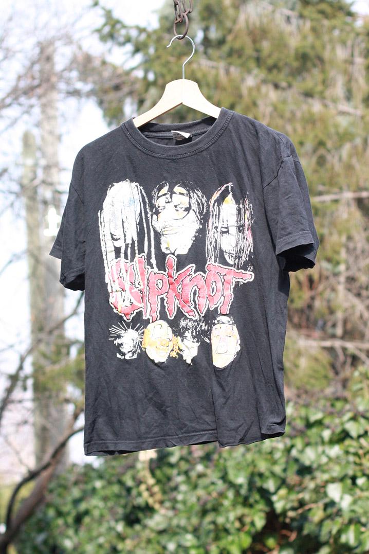 Early 2000s Slipknot T-shirt – Vintage Band Tee – Authentic Wear